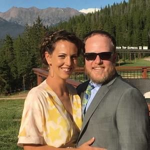 Meet your Posher, Dana